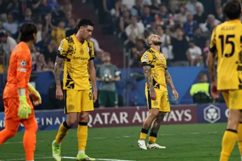 إنتر ميلان: من حلم التتويج إلى كابوس الهزيمة - آراء الصحف الإيطالية حول نهائي دوري أبطال أوروبا